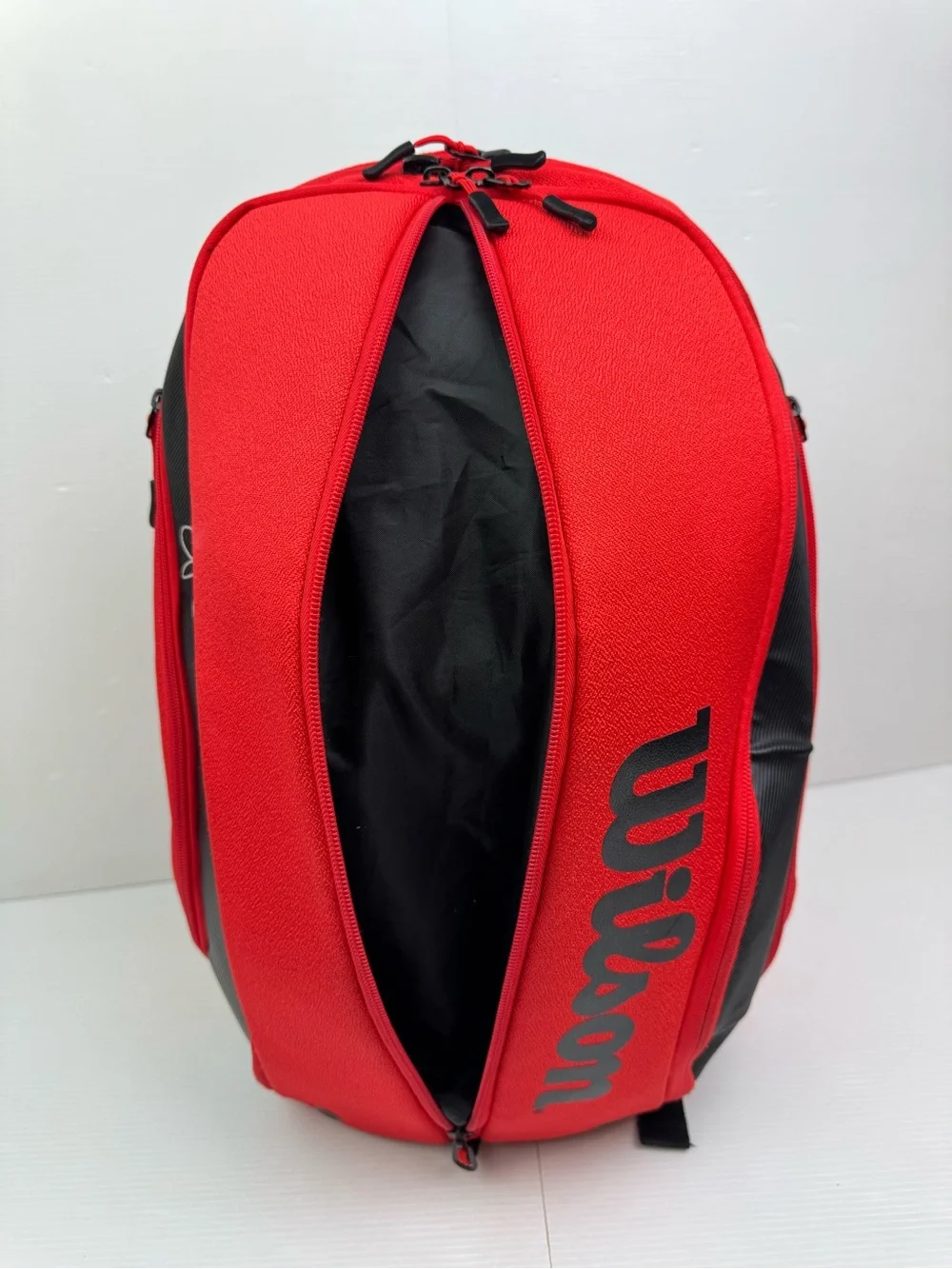 Wilson Roger Federer DNA Pro Tennis Backpack Red/Black Racquet Bag Sport Unisex - Picture 13 of 16